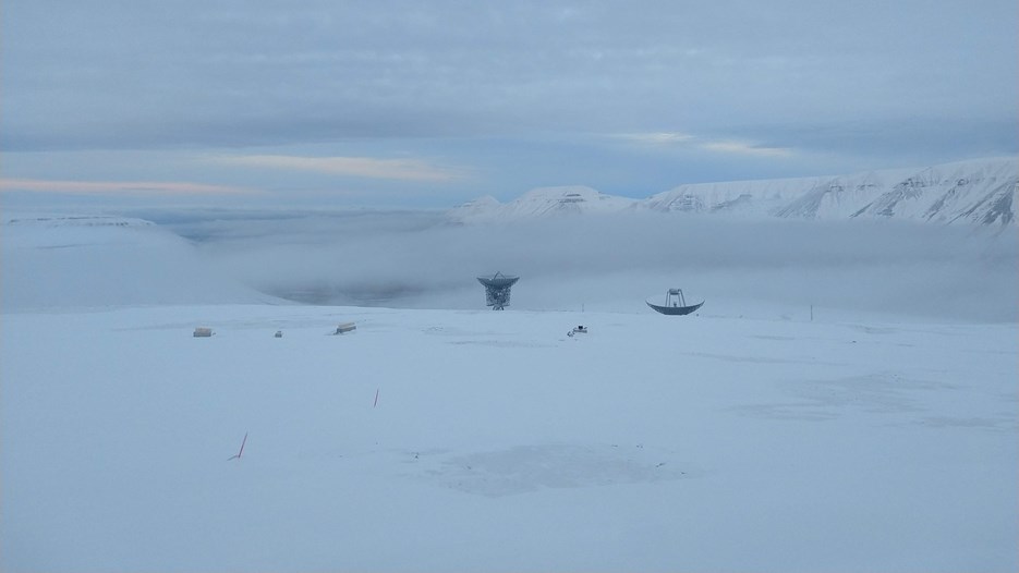 A view on the EISCAT radar from the Kjell Henriksen Observatory