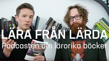 Bild på Simon Lindgren och Fredrik Hillerborg i podcasten om lärorika böcker