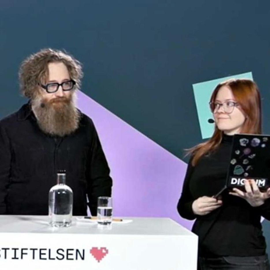 Simon Lindgren, professor I sociologi och Felicia Lundstedt, doktorand inom DIGSUM och sociologi. 