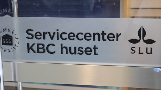 Entrance to the KBC Service Centre