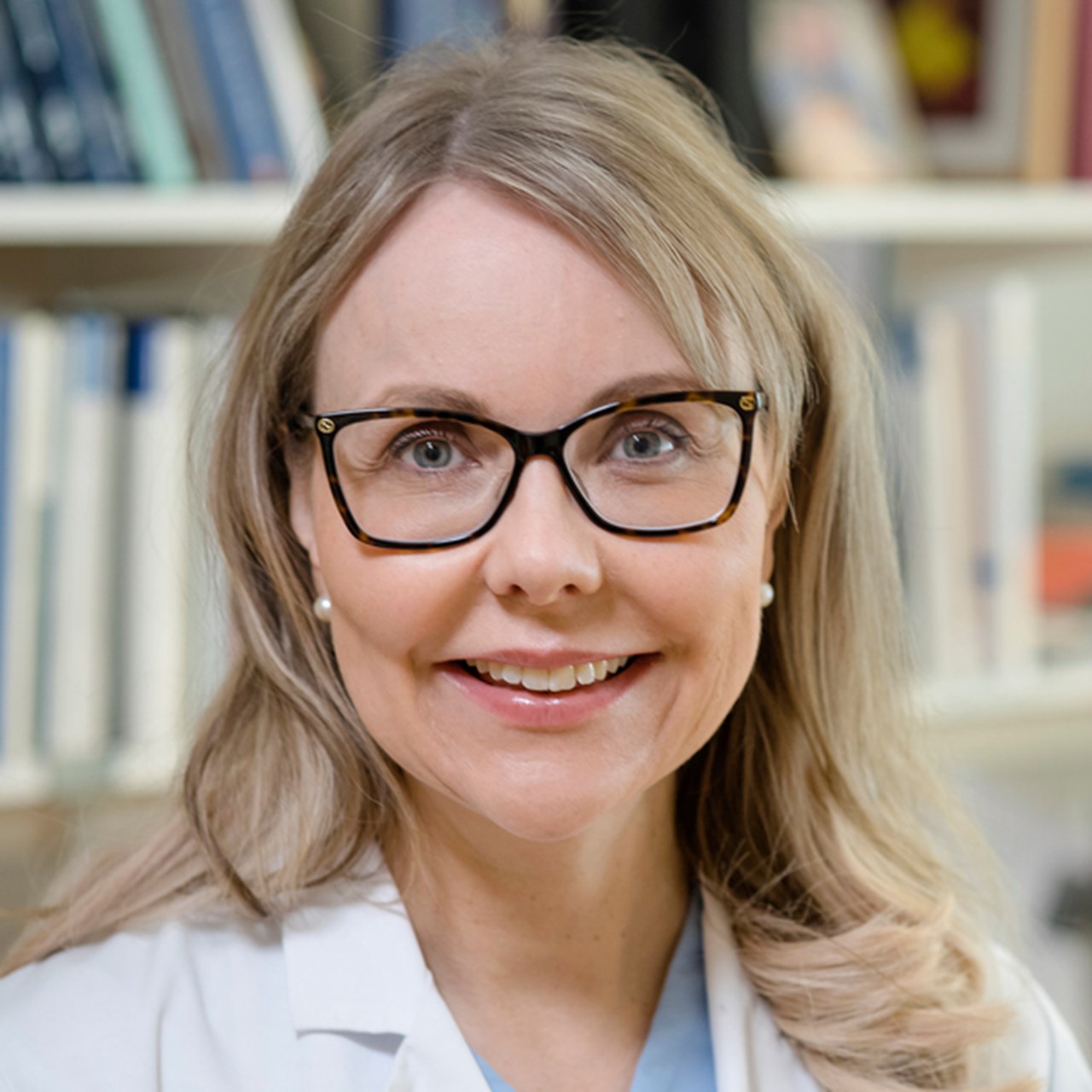 Christina West, Universitetslektor/överläkare vid Institutionen för klinisk vetenskap Enhet: Pediatrik