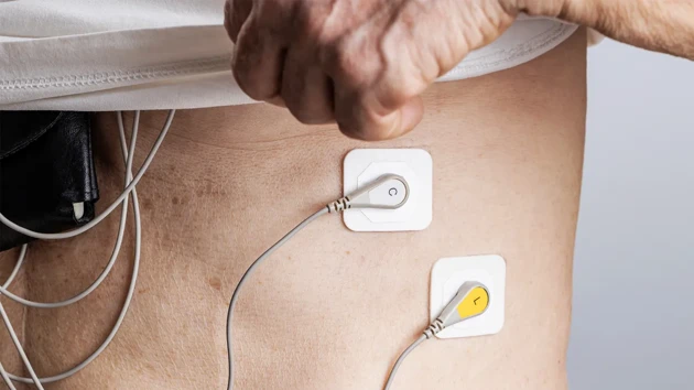 Reshaping the user experience of today’s long-term ECG monitoring devices for home use.